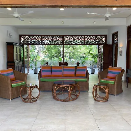 Khomba Lodge Tangalle Exterior photo