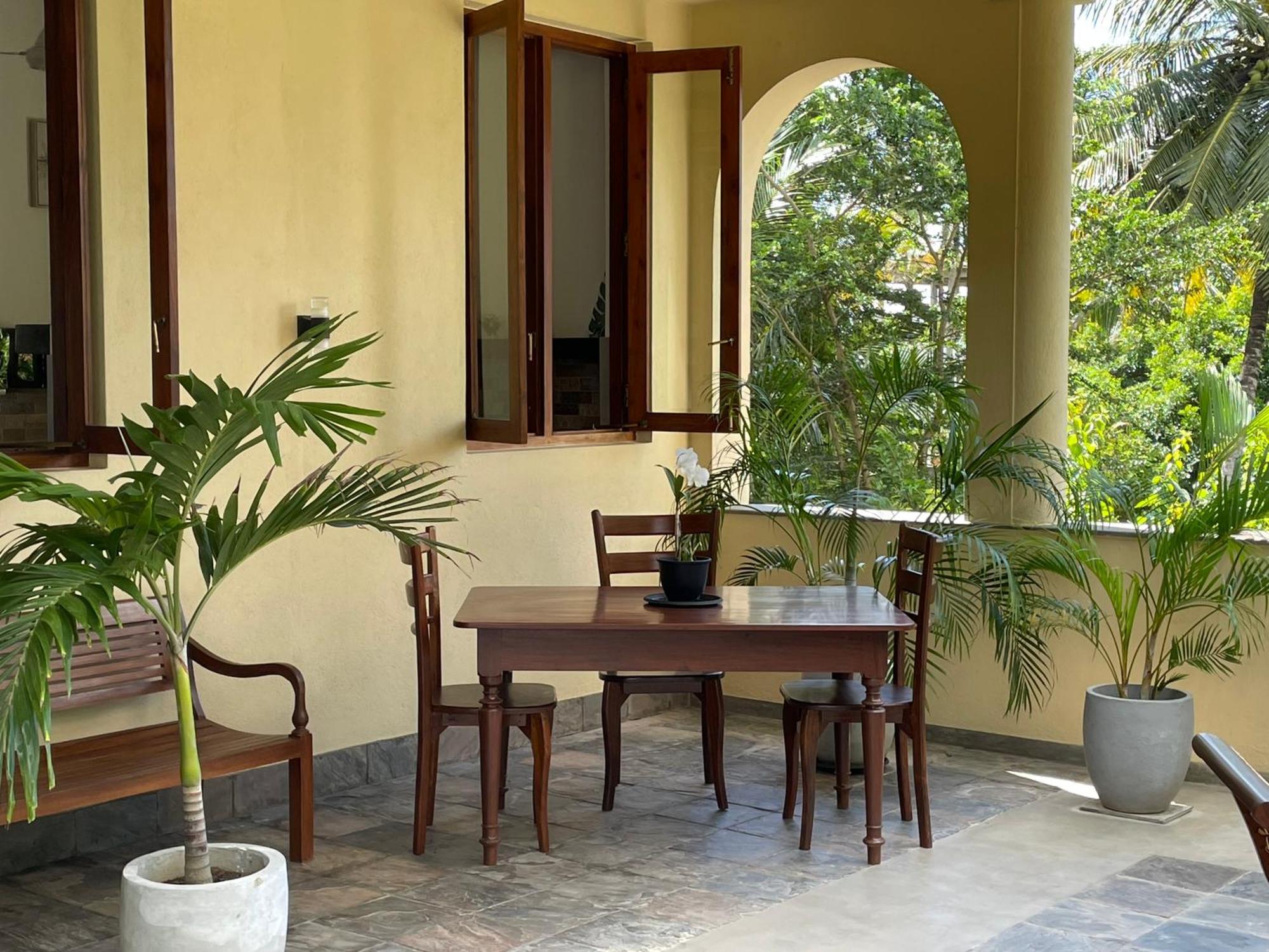 Khomba Apartment *